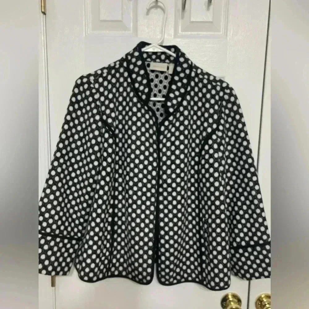 Chicos Polka Dot Plush Jacket Open Front Pockets Black White Collared - Picture 10 of 14